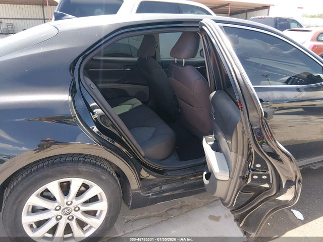 Продажа на аукционе авто 2020 Toyota Camry Le, vin: 4T1C11AK9LU317302, номер лота: 45753501