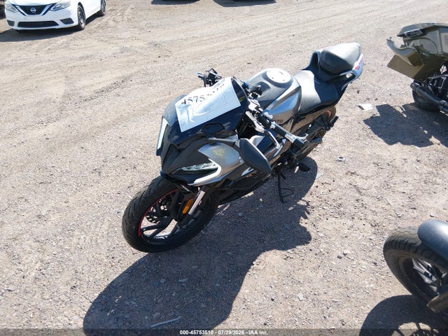 Cf Moto 300ss 2023 LCEPDPL34P6001273 Image 2