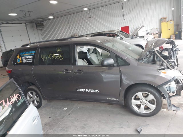 Aukcja sprzedaży 2015 Toyota Sienna Le 8 Passenger, vin: 5TDKK3DC9FS581531, numer aukcji: 45753535