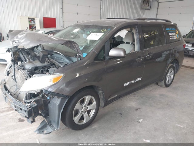 Aukcja sprzedaży 2015 Toyota Sienna Le 8 Passenger, vin: 5TDKK3DC9FS581531, numer aukcji: 45753535