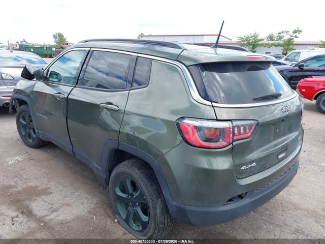 2018 Jeep Compass Latitude 4x4 მანქანა იყიდება აუქციონზე, vin: 3C4NJDBB8JT423082, აუქციონის ნომერი: 45753538