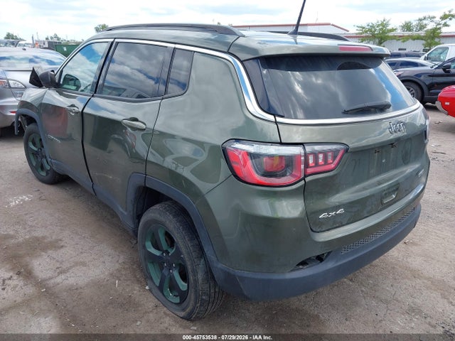2018 Jeep Compass Latitude 4x4 მანქანა იყიდება აუქციონზე, vin: 3C4NJDBB8JT423082, აუქციონის ნომერი: 45753538