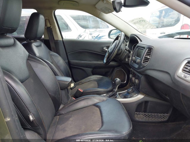 2018 Jeep Compass Latitude 4x4 მანქანა იყიდება აუქციონზე, vin: 3C4NJDBB8JT423082, აუქციონის ნომერი: 45753538