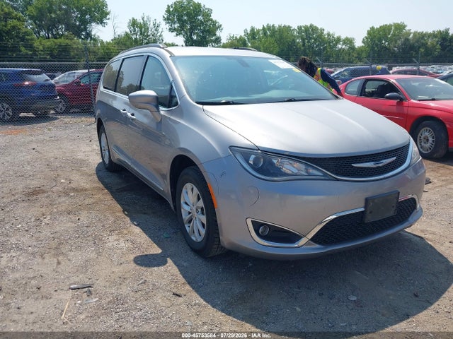 Aukcja sprzedaży 2017 Chrysler Pacifica Touring-l, vin: 2C4RC1BG5HR543425, numer aukcji: 45753584