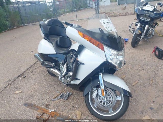 2009 Victory Motorcycles Vision Touring მანქანა იყიდება აუქციონზე, vin: 5VPSD36L193004782, აუქციონის ნომერი: 45753607