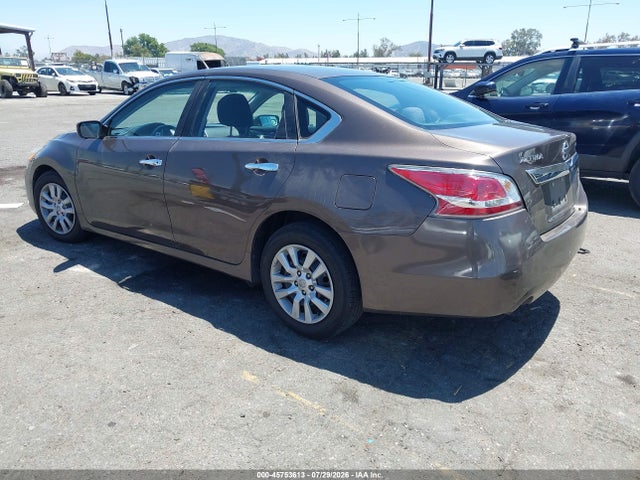 Nissan Altima 2.5 S 2015 1N4AL3AP6FC162043 Image 3