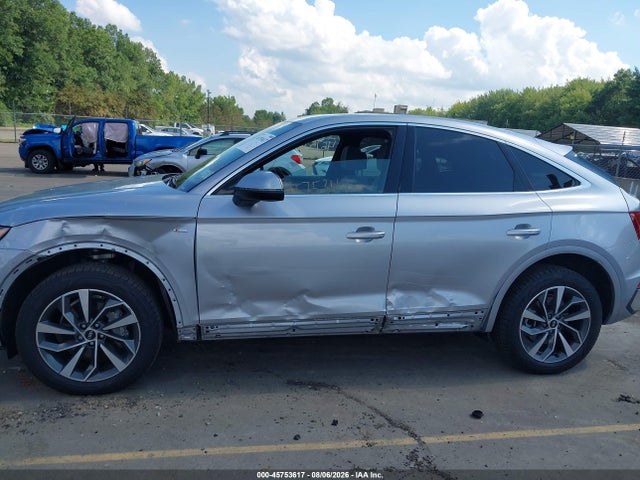 45753617 :رقم المزاد ، WA15AAFY2N2066190 vin ، 2022 Audi Q5 Sportback Premium Plus 45 Tfsi S Line Quattro S Tronic مزاد بيع