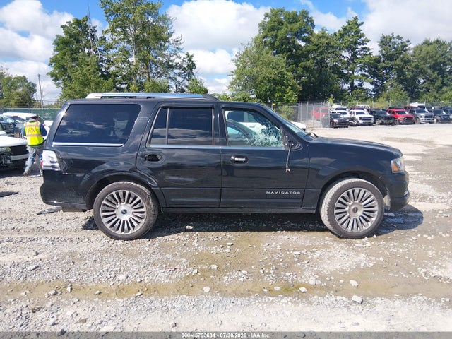 45753634 :رقم المزاد ، 5LMJJ2JT2FEJ09604 vin ، 2015 Lincoln Navigator مزاد بيع