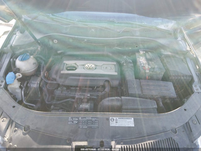 45753646 :رقم المزاد ، WVWXL7AN4AE028395 vin ، 2010 Volkswagen Passat Komfort مزاد بيع
