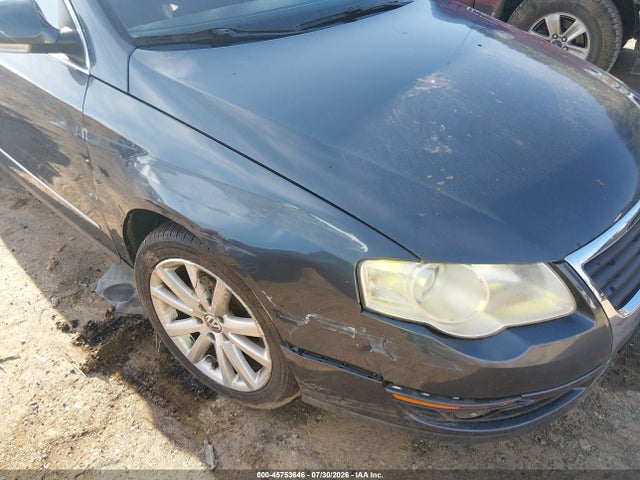 45753646 :رقم المزاد ، WVWXL7AN4AE028395 vin ، 2010 Volkswagen Passat Komfort مزاد بيع