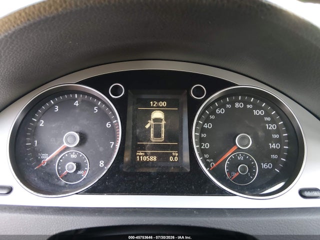 45753646 :رقم المزاد ، WVWXL7AN4AE028395 vin ، 2010 Volkswagen Passat Komfort مزاد بيع
