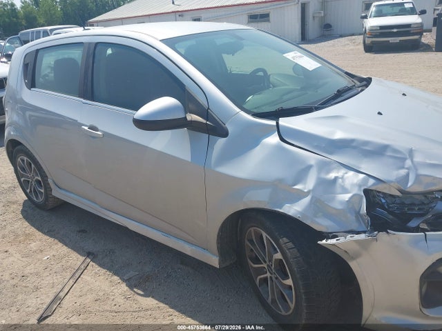 Chevrolet Sonic Lt Auto 2019 1G1JD6SBXK4109032 Image 18