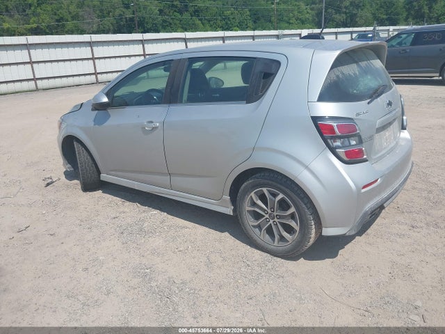 Chevrolet Sonic Lt Auto 2019 1G1JD6SBXK4109032 Image 3