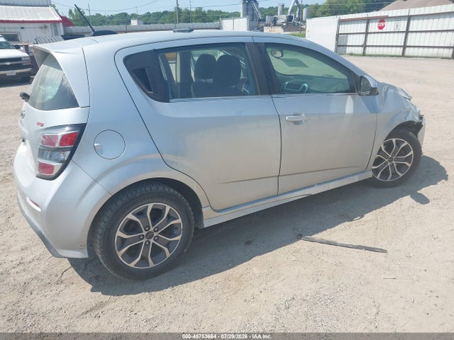Chevrolet Sonic Lt Auto 2019 1G1JD6SBXK4109032 Image 4