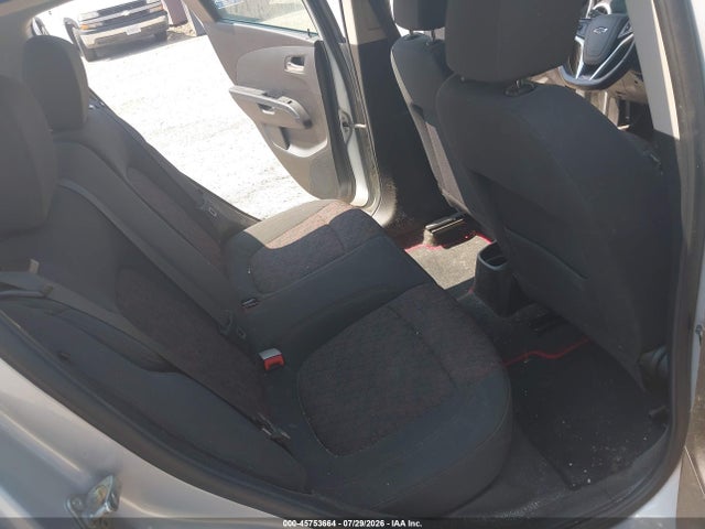 Chevrolet Sonic Lt Auto 2019 1G1JD6SBXK4109032 Image 8