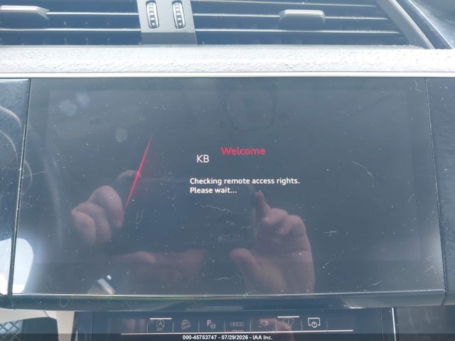 45753747 :رقم المزاد ، WA1VAAGE4MB016135 vin ، 2021 Audi E-tron Prestige Quattro مزاد بيع