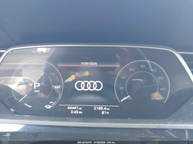 45753747 :رقم المزاد ، WA1VAAGE4MB016135 vin ، 2021 Audi E-tron Prestige Quattro مزاد بيع