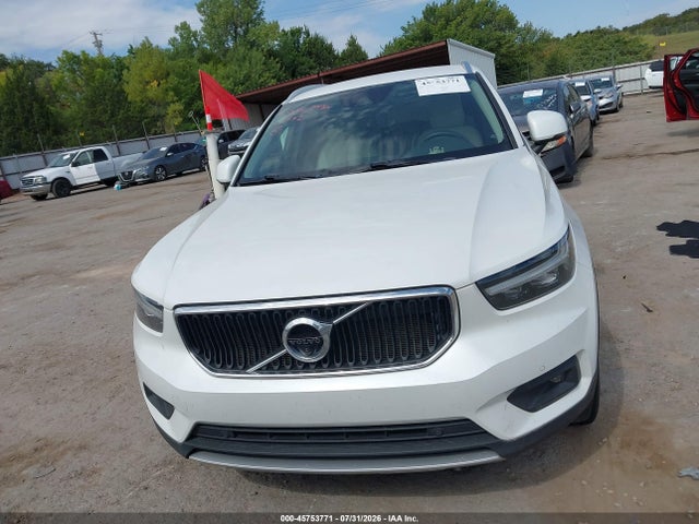 Aukcja sprzedaży 2022 Volvo Xc40 T4 Momentum, vin: YV4AC2HKXN2770230, numer aukcji: 45753771