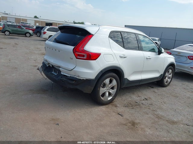 Aukcja sprzedaży 2022 Volvo Xc40 T4 Momentum, vin: YV4AC2HKXN2770230, numer aukcji: 45753771