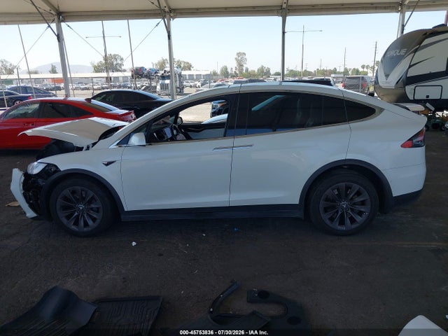 Tesla Model X 100d/75d/p100d 2018 5YJXCBE20JF090796 Image 14