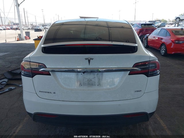 Tesla Model X 100d/75d/p100d 2018 5YJXCBE20JF090796 Image 16
