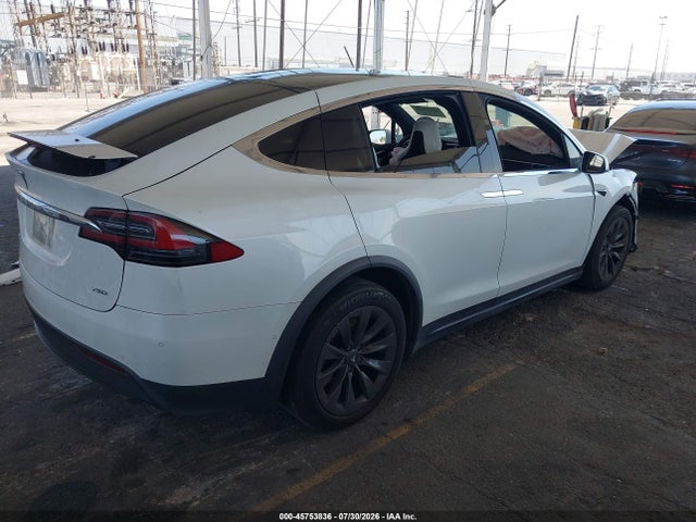 Tesla Model X 100d/75d/p100d 2018 5YJXCBE20JF090796 Image 4