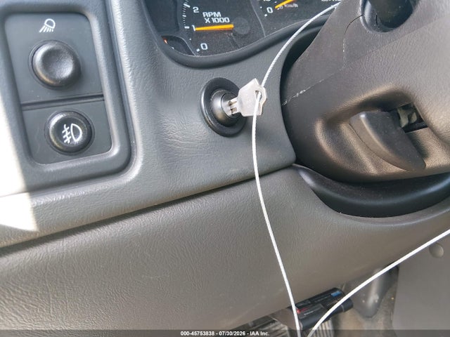 Продажа на аукционе авто 2005 Chevrolet Silverado 2500hd Lt, vin: 1GCHK29235E211717, номер лота: 45753838