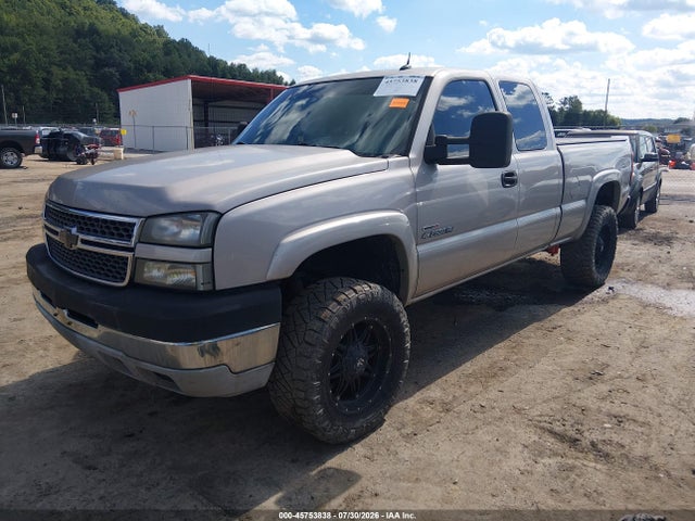 Продажа на аукционе авто 2005 Chevrolet Silverado 2500hd Lt, vin: 1GCHK29235E211717, номер лота: 45753838