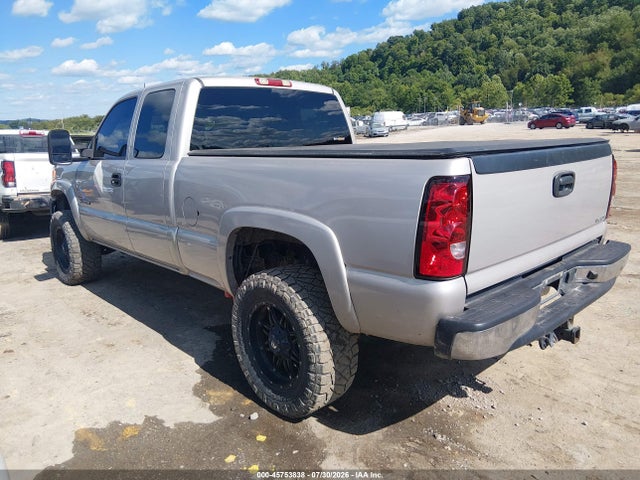 Продажа на аукционе авто 2005 Chevrolet Silverado 2500hd Lt, vin: 1GCHK29235E211717, номер лота: 45753838