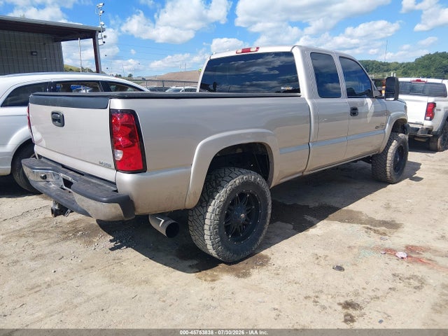 Продажа на аукционе авто 2005 Chevrolet Silverado 2500hd Lt, vin: 1GCHK29235E211717, номер лота: 45753838
