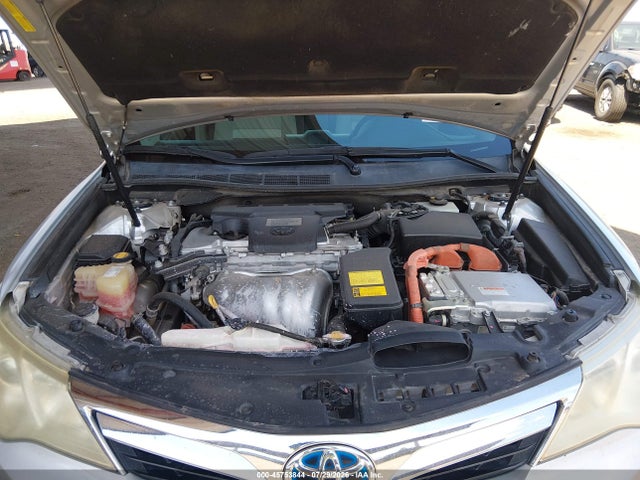 4T1BD1FK8EU102234 Toyota Camry Hybrid Le