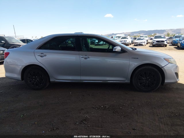 4T1BD1FK8EU102234 Toyota Camry Hybrid Le