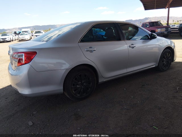 4T1BD1FK8EU102234 Toyota Camry Hybrid Le