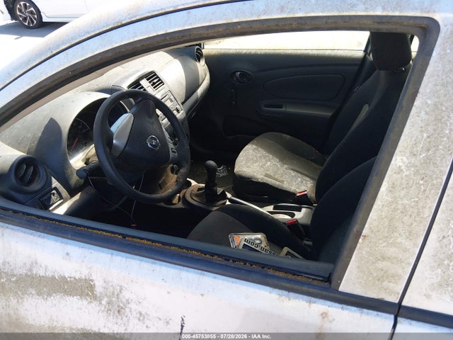 Nissan Versa 1.6 S 2018 3N1CN7APXJL810357 Image 5