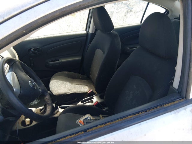 Nissan Versa 1.6 S 2018 3N1CN7APXJL810357 Image 8