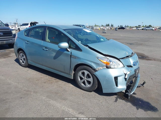 2015 Toyota Prius Two მანქანა იყიდება აუქციონზე, vin: JTDKN3DU5F1963052, აუქციონის ნომერი: 45753868