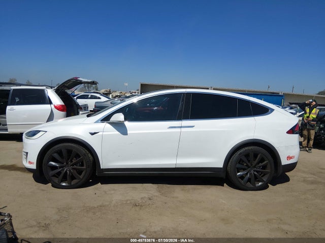 Aukcja sprzedaży 2017 Tesla Model X 100d/75d/90d, vin: 5YJXCAE29HF047207, numer aukcji: 45753876