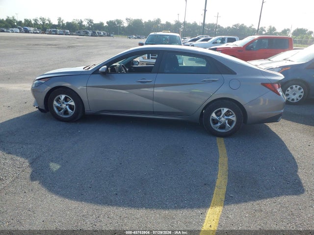 KMHLL4AGXPU556113 Hyundai ELANTRA SE
