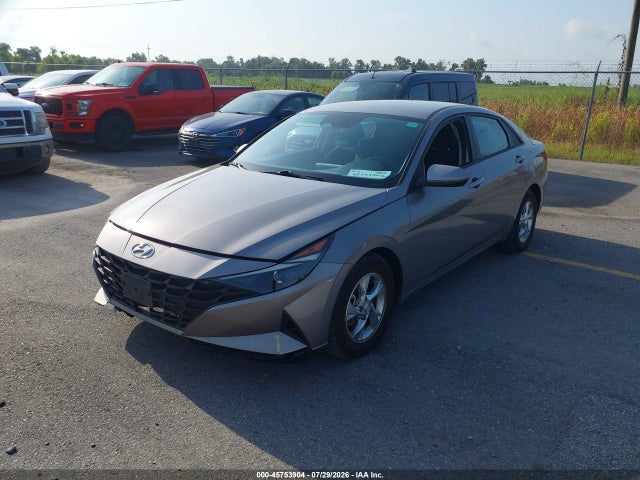 KMHLL4AGXPU556113 Hyundai ELANTRA SE