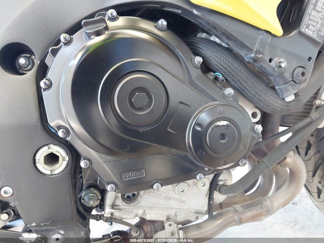Suzuki GSX-R600 2016 JS1GN7FA8G2100008 Image 8