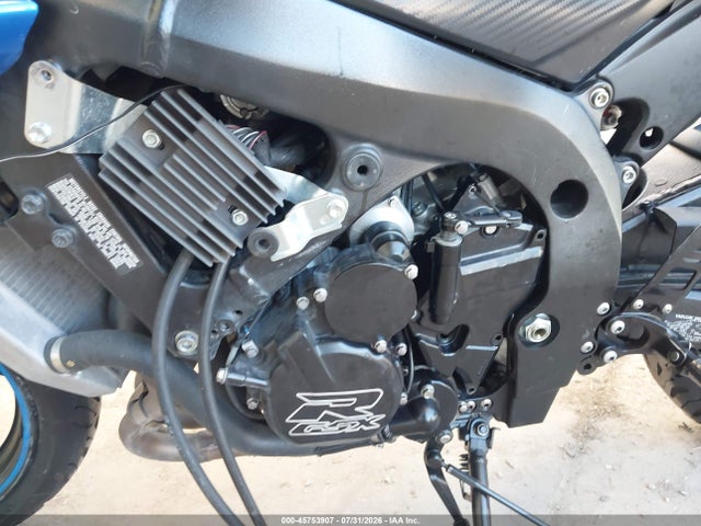 Suzuki GSX-R600 2016 JS1GN7FA8G2100008 Image 9