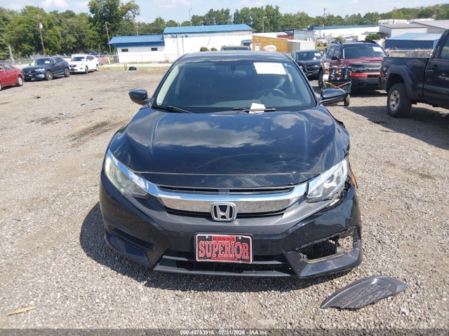 Продажа на аукционе авто 2016 Honda Civic Lx, vin: 19XFC2F56GE088120, номер лота: 45753916