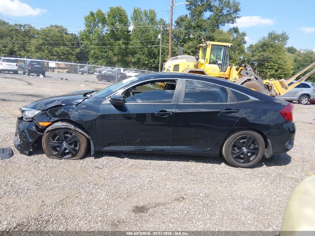 Продажа на аукционе авто 2016 Honda Civic Lx, vin: 19XFC2F56GE088120, номер лота: 45753916