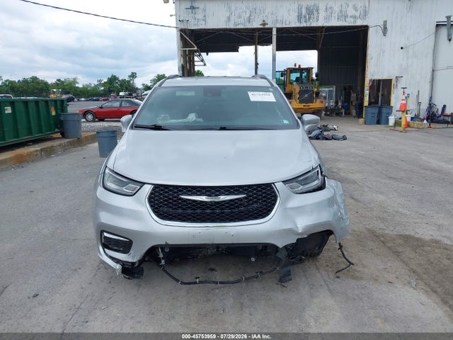 45753959 :رقم المزاد ، 2C4RC1FG5NR135528 vin ، 2022 Chrysler Pacifica Touring مزاد بيع