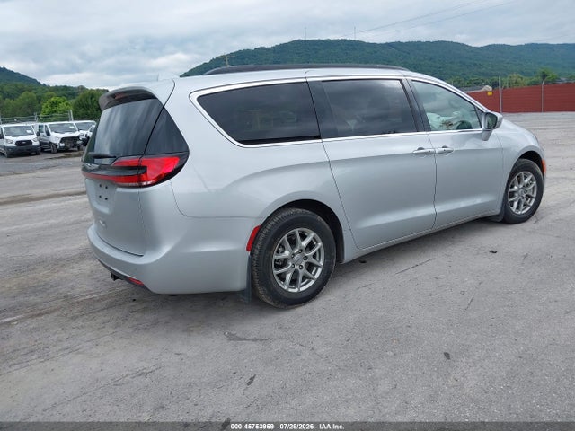 45753959 :رقم المزاد ، 2C4RC1FG5NR135528 vin ، 2022 Chrysler Pacifica Touring مزاد بيع