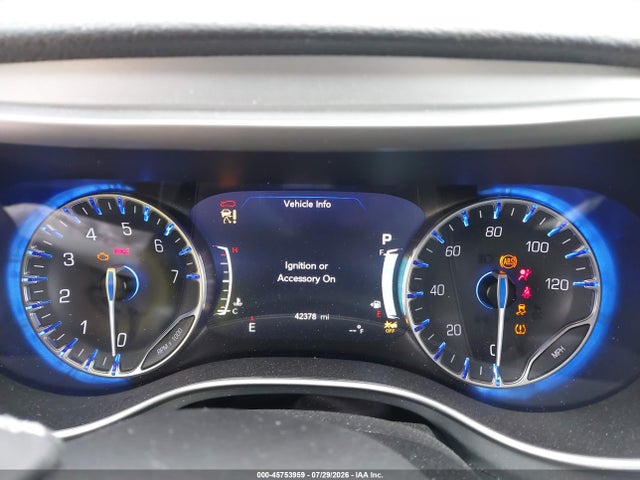 45753959 :رقم المزاد ، 2C4RC1FG5NR135528 vin ، 2022 Chrysler Pacifica Touring مزاد بيع