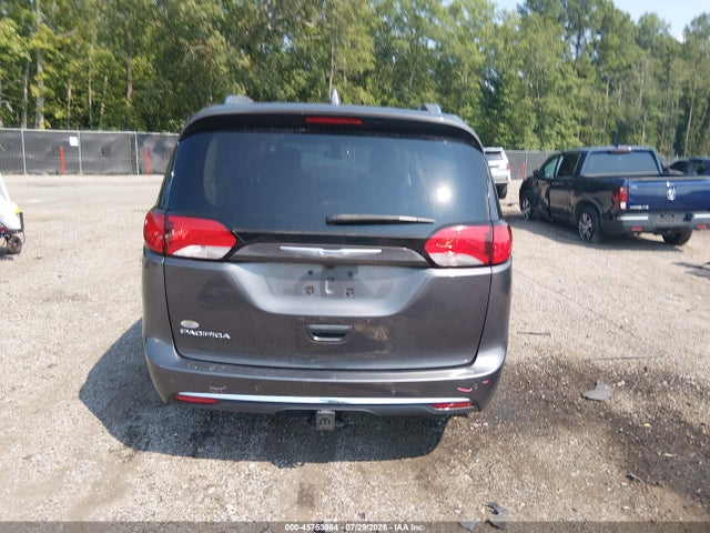 Продаж на аукціоні авто 2017 Chrysler Pacifica Touring-l Plus, vin: 2C4RC1EG5HR839864, номер лоту: 45753964