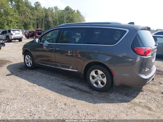 Продаж на аукціоні авто 2017 Chrysler Pacifica Touring-l Plus, vin: 2C4RC1EG5HR839864, номер лоту: 45753964