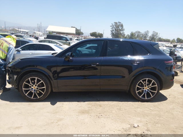 WP1AA2AY3KDA17306 Porsche Cayenne