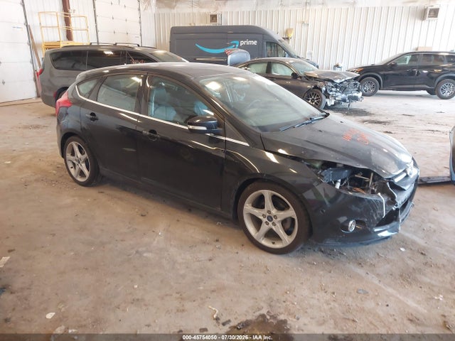 Auction sale of the 2014 Ford Focus Titanium, vin: 1FADP3N29EL417539, lot number: 45754050